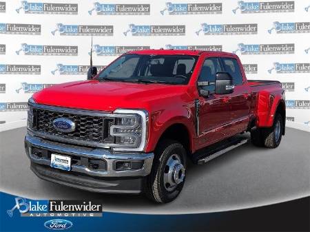 2026 Ford Super Duty F-350 DRW LARIAT