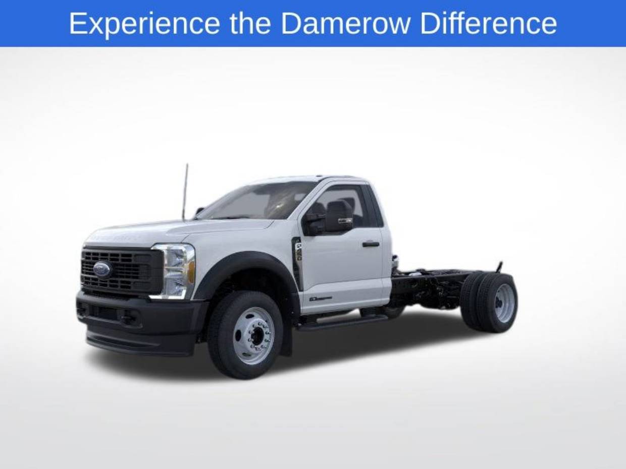 2026 Ford F-450 Super Duty Chassis Cab XL's photo