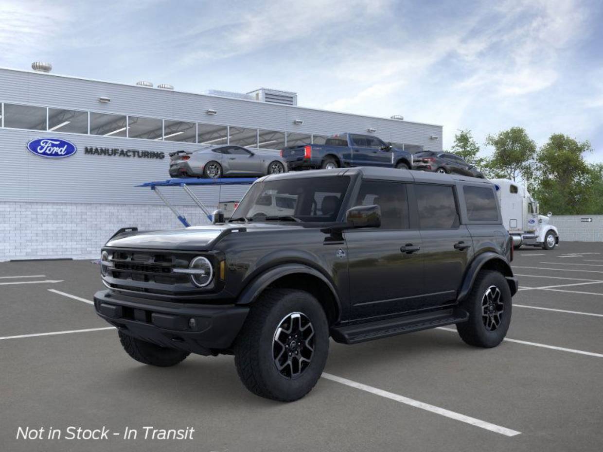 2025 Ford Bronco 4-Door Outer Banks's photo
