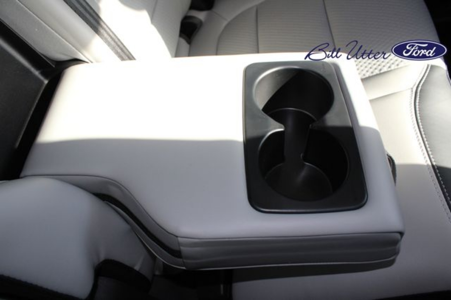 2025 Ford Escape Plug-in hybrid PHEV - Photo 9