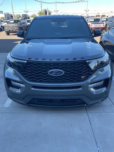 2022 Ford Explorer ST