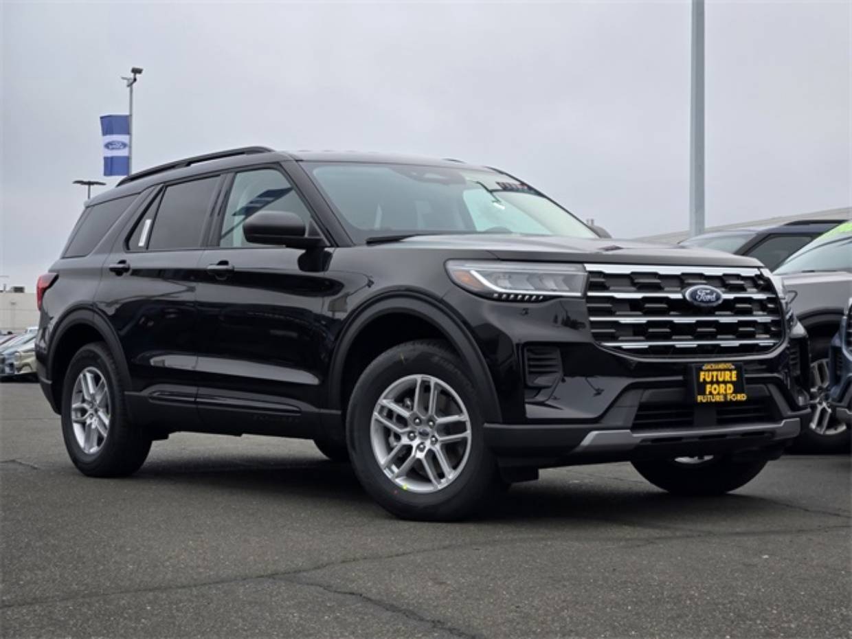 2026 Ford Explorer Active's photo