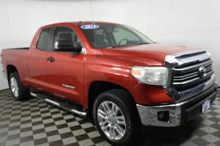 2014 Toyota Tundra 2WD Truck SR5