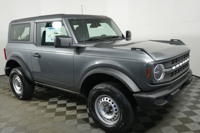 2025 Ford Bronco 2-Door Base's photo