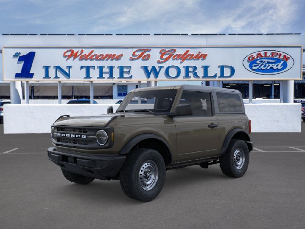 2025 Ford Bronco Base