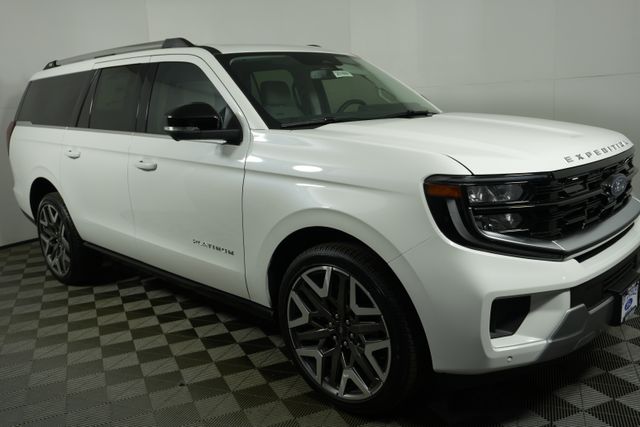 2025 Ford Expedition Platinum's photo