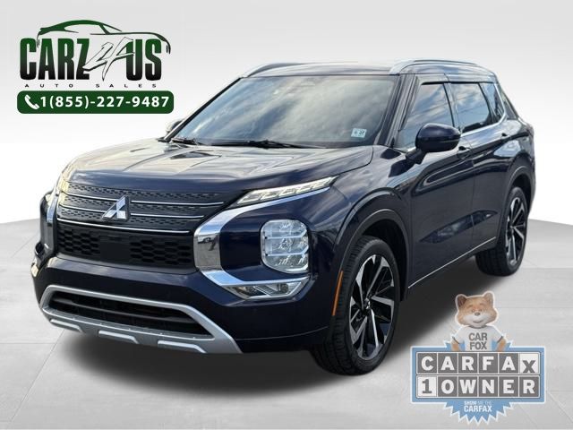 2022 Mitsubishi Outlander SEL Special Edition's photo