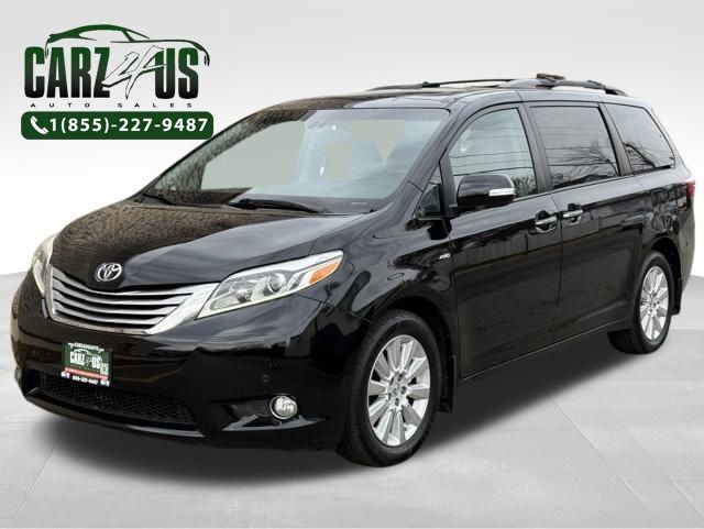 2016 Toyota Sienna Limited's photo