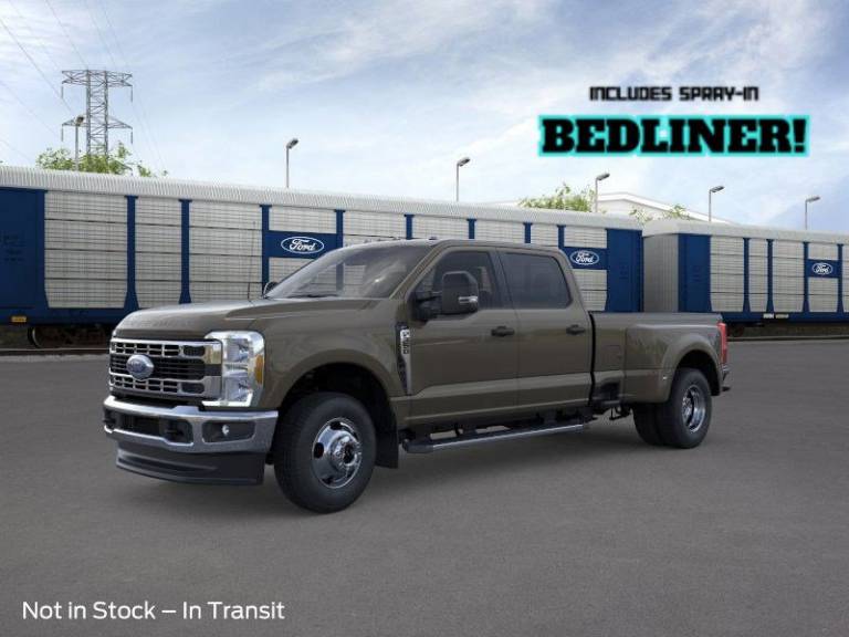 2026 Ford Super Duty F-350 DRW XLT
