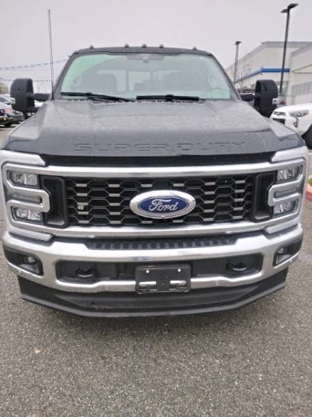 2025 Ford F-350SD LARIAT