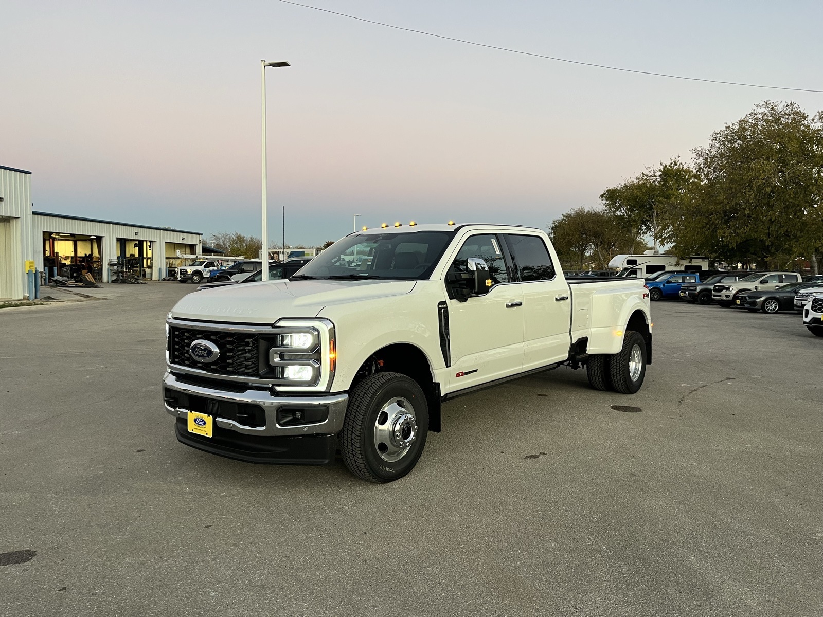 2026 Ford F-350 Super Duty King Ranch's photo