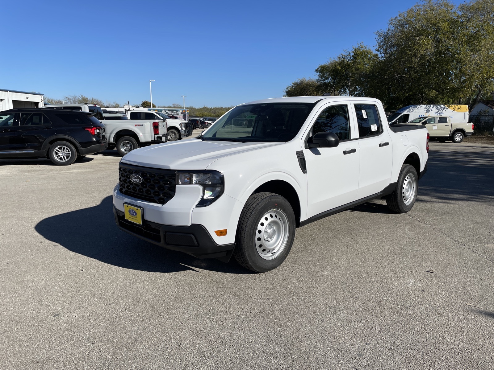 2026 Ford Maverick XL's photo