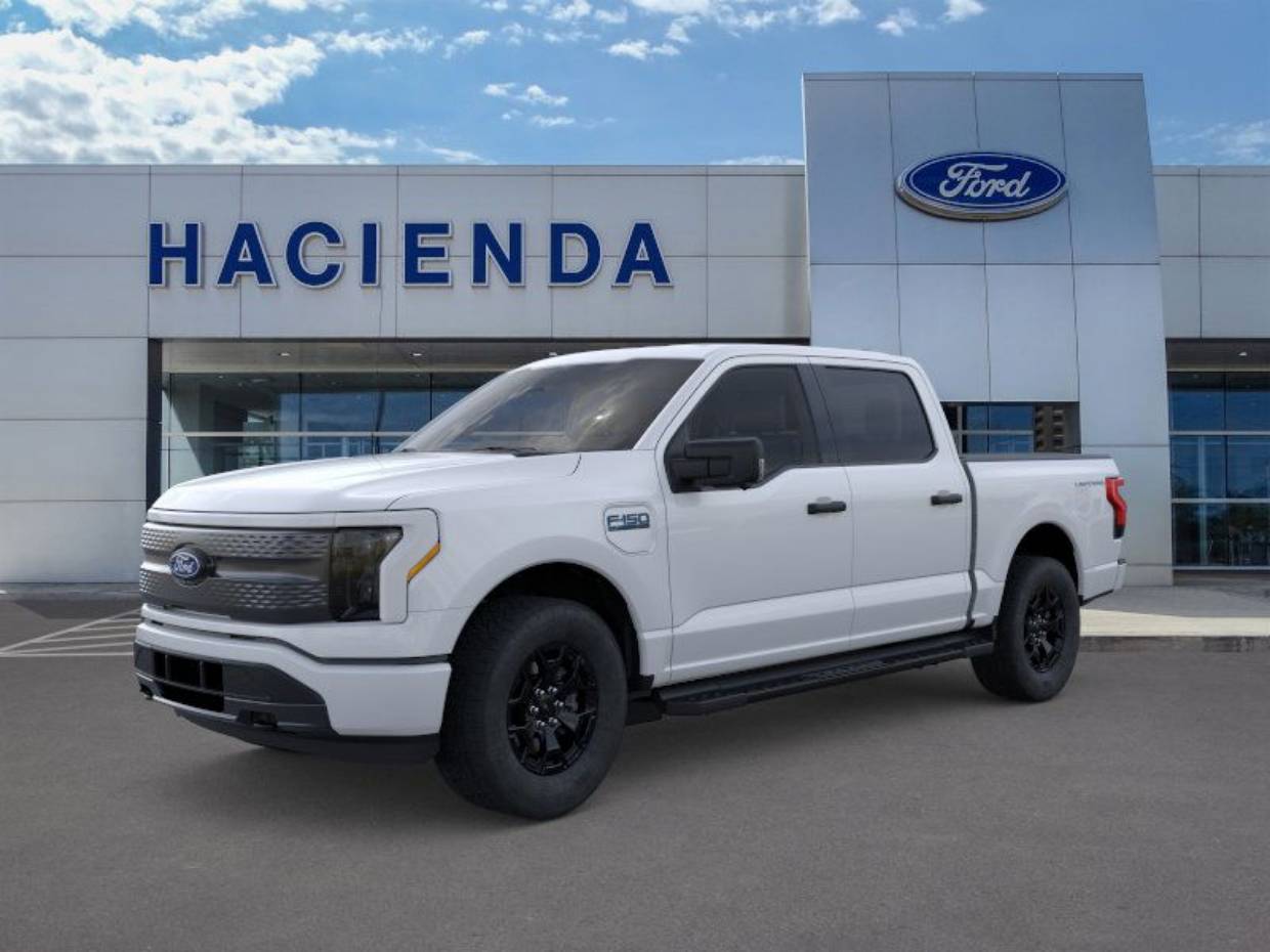 2025 Ford F-150 Lightning XLT's photo