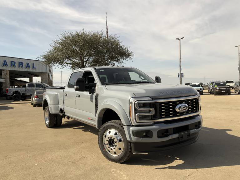 2026 Ford Super Duty F-450 DRW Platinum