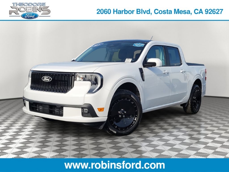 2025 Ford Maverick Lobo Standard