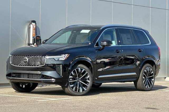 2026 Volvo XC90 Plug-In Hybrid T8 Plus