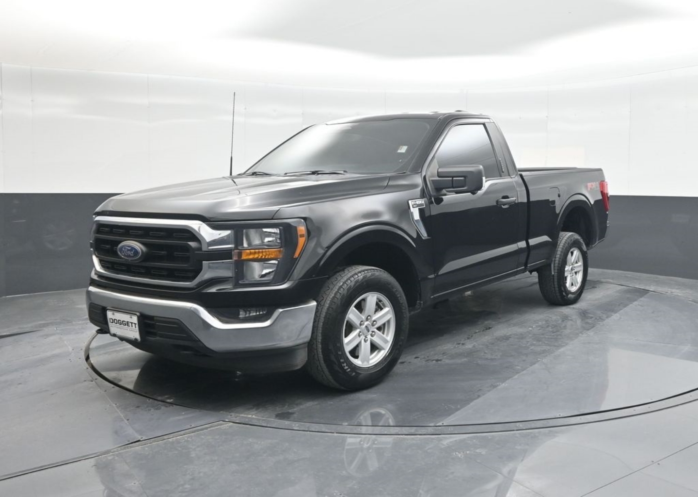 2023 Ford F-150 XLT's photo