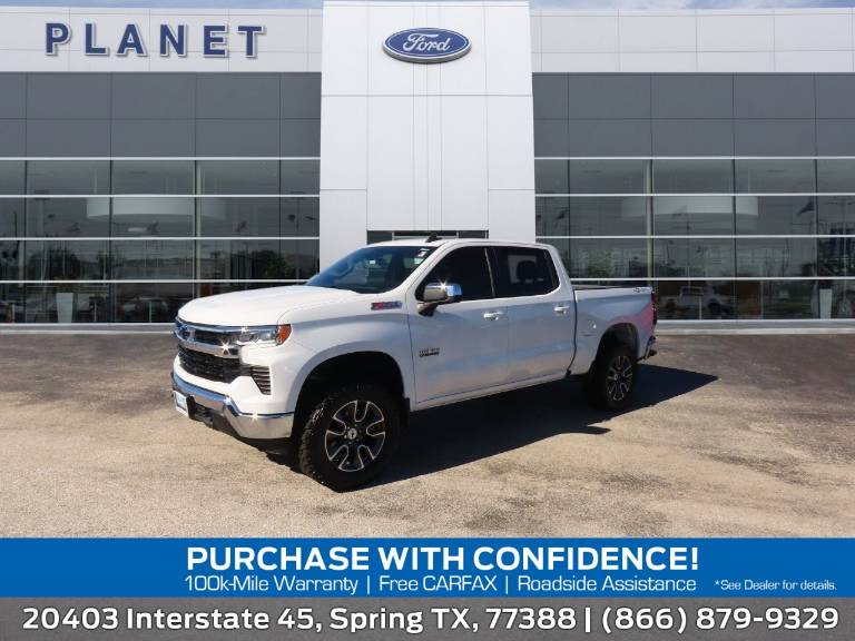 2022 Chevrolet Silverado 1500 4WD Crew Cab 147 LT w/1LT