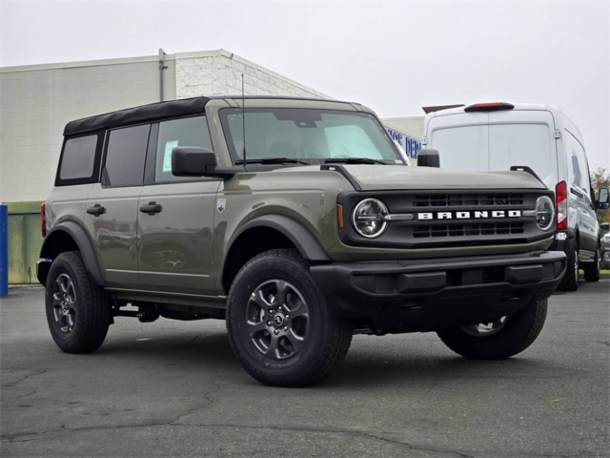 2025 Ford Bronco 4-Door Big Bend's photo