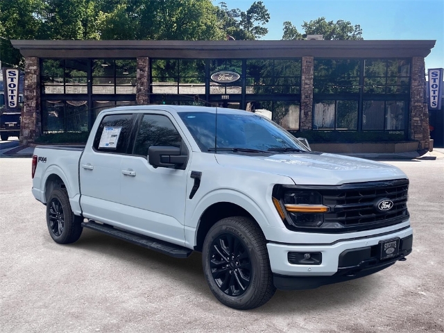 2025 Ford F-150 XLT's photo