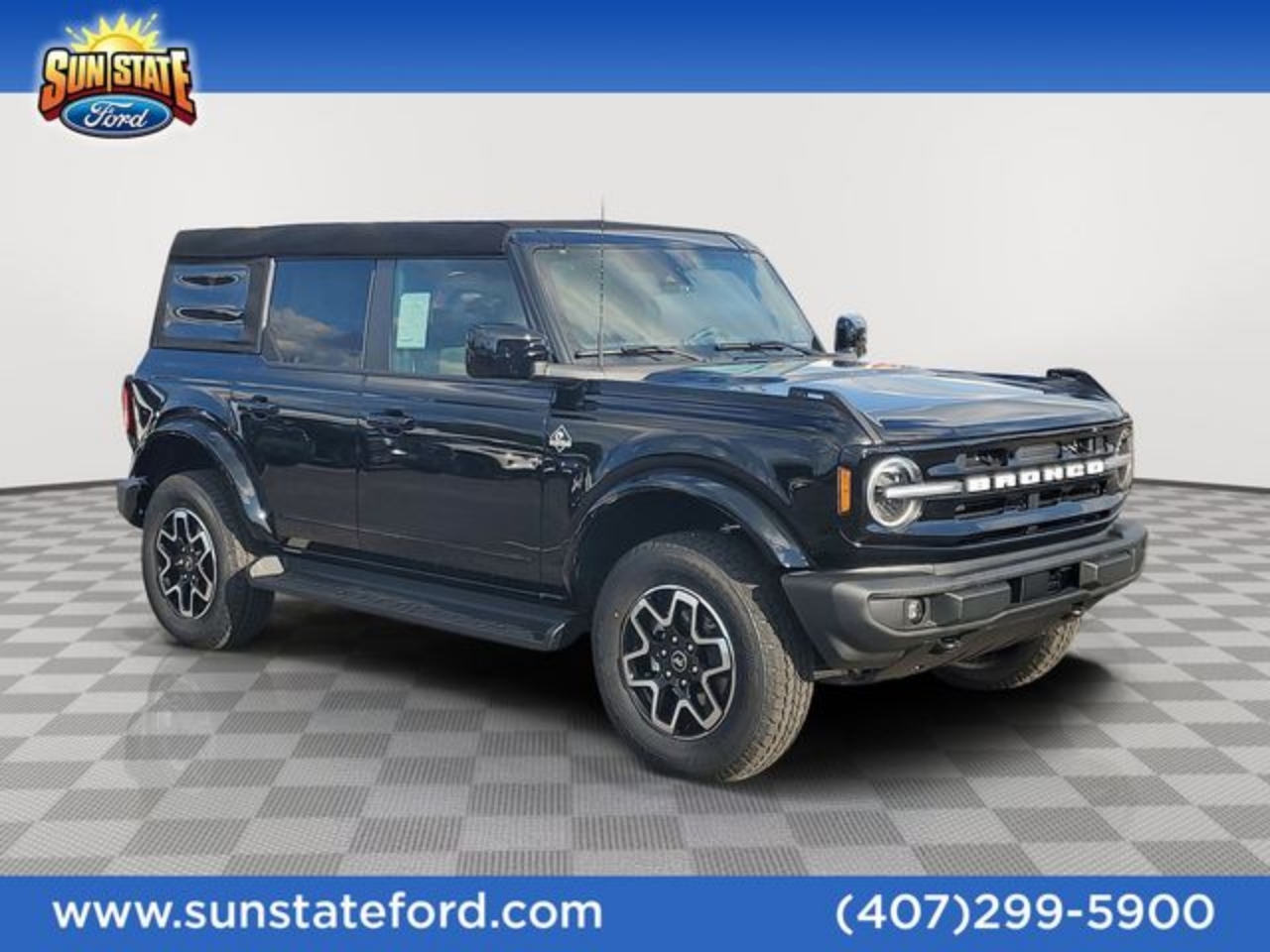 2025 Ford Bronco 4-Door Outer Banks's photo