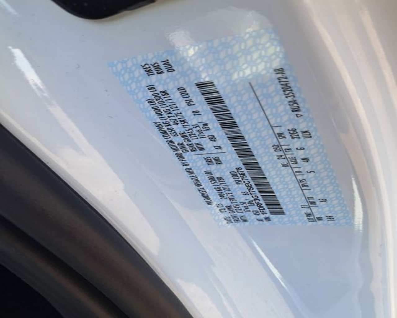 2025 Ford F-350 Super Duty Chassis Cab XL - Photo 21