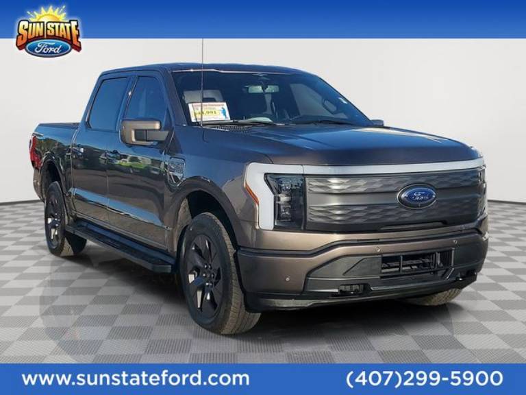 2023 Ford F-150 Lightning LARIAT