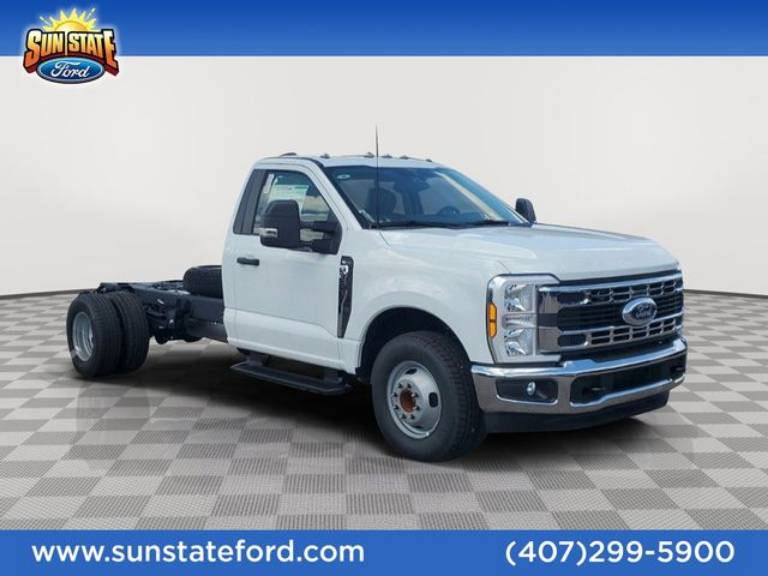 2025 Ford Super Duty F-350 DRW XL