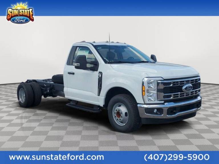 2025 Ford Super Duty F-350 DRW XL