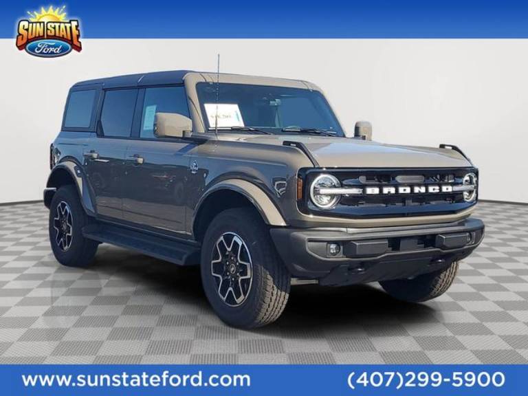 2025 Ford Bronco Outer Banks