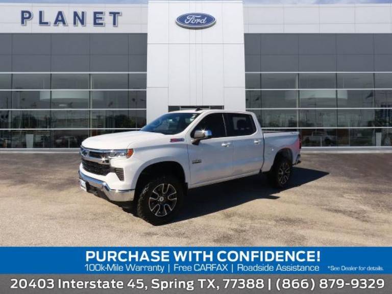 2022 Chevrolet Silverado 1500 4WD Crew Cab 147 LT w/1LT