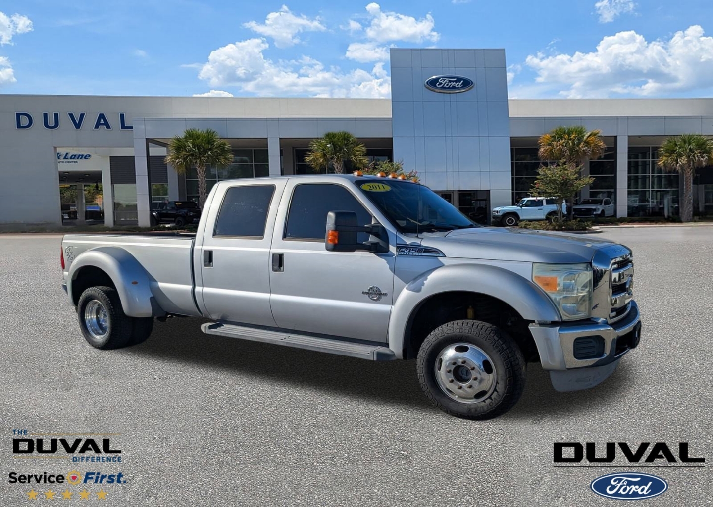 2011 Ford F-450 Super Duty XLT's photo