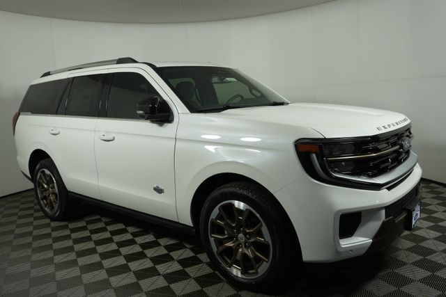 2026 Ford Expedition King Ranch's photo