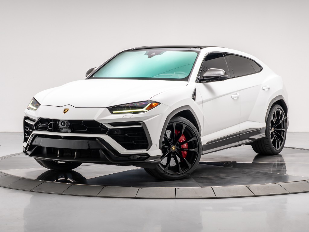 2022 Lamborghini Urus Base