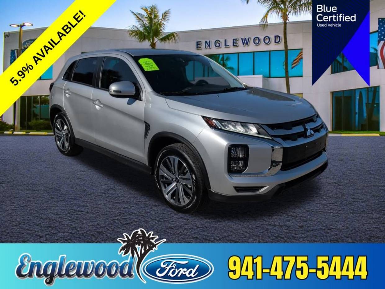 2024 Mitsubishi Outlander Sport SE's photo