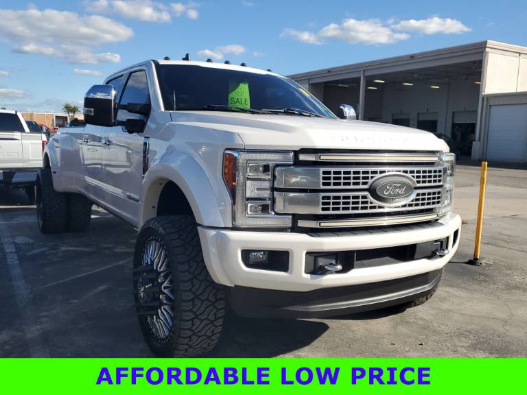 2019 Ford Super Duty F-450 DRW Platinum