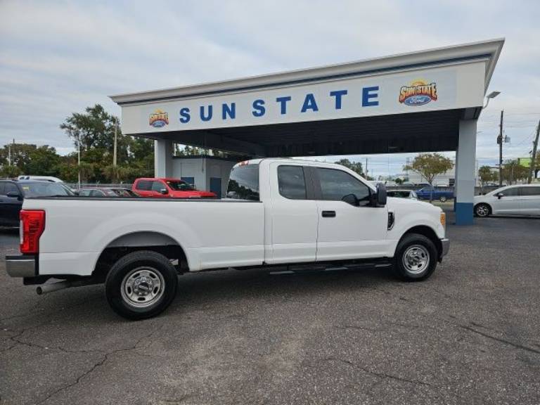 2017 Ford Super Duty F-250 SRW XL