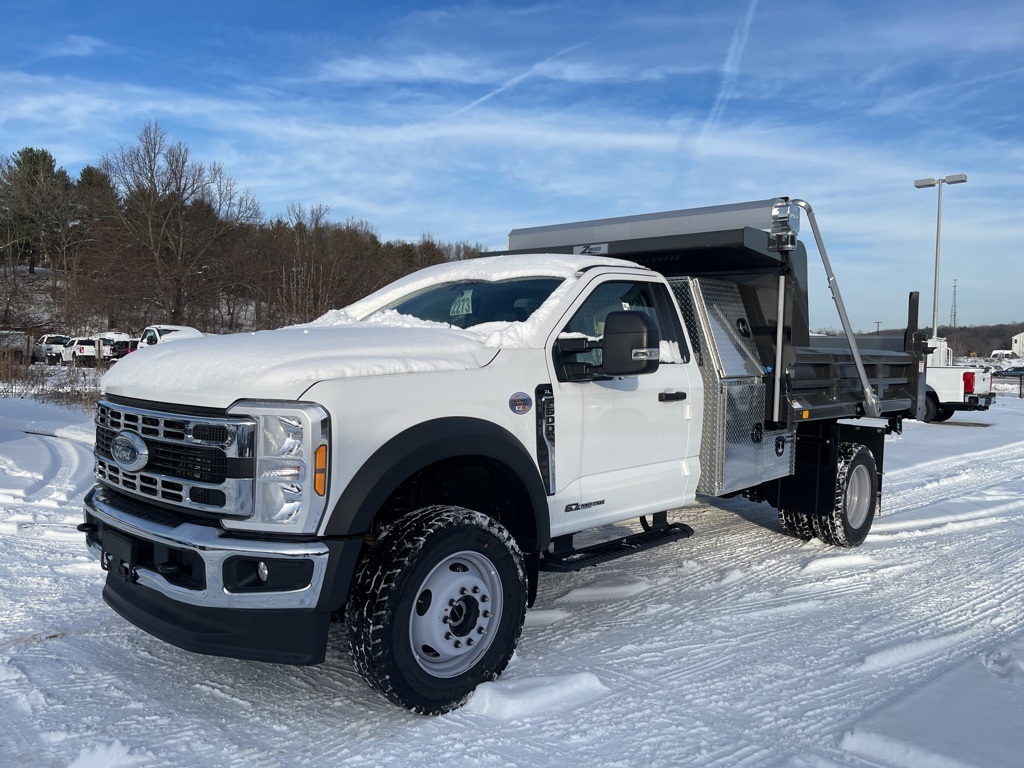 2025 Ford F-600 Super Duty Chassis Cab XL's photo