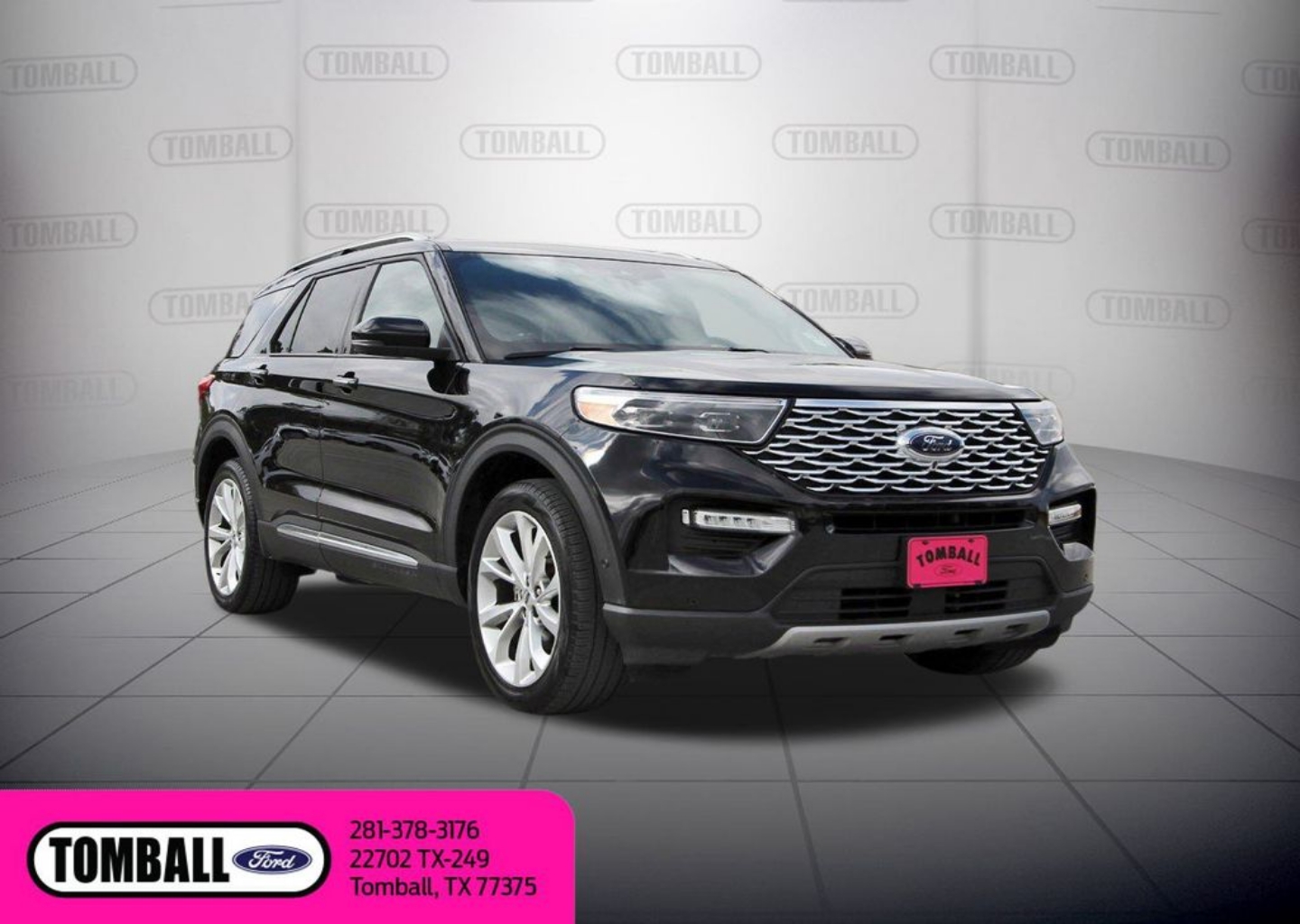 2022 Ford Explorer Platinum's photo