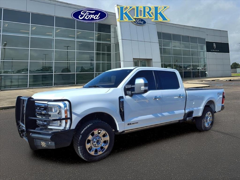 2023 Ford F-350 Super Duty LARIAT