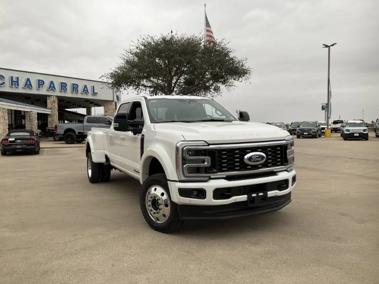 2026 Ford Super Duty F-450 DRW Platinum