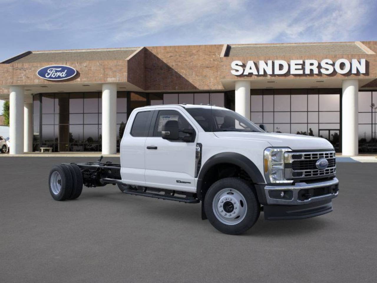 2025 Ford F-550 Super Duty Chassis Cab XL's photo