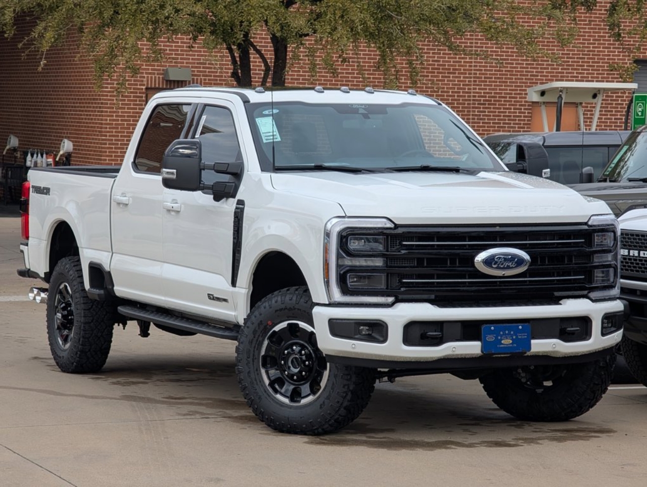 2026 Ford F-250 Super Duty Platinum's photo