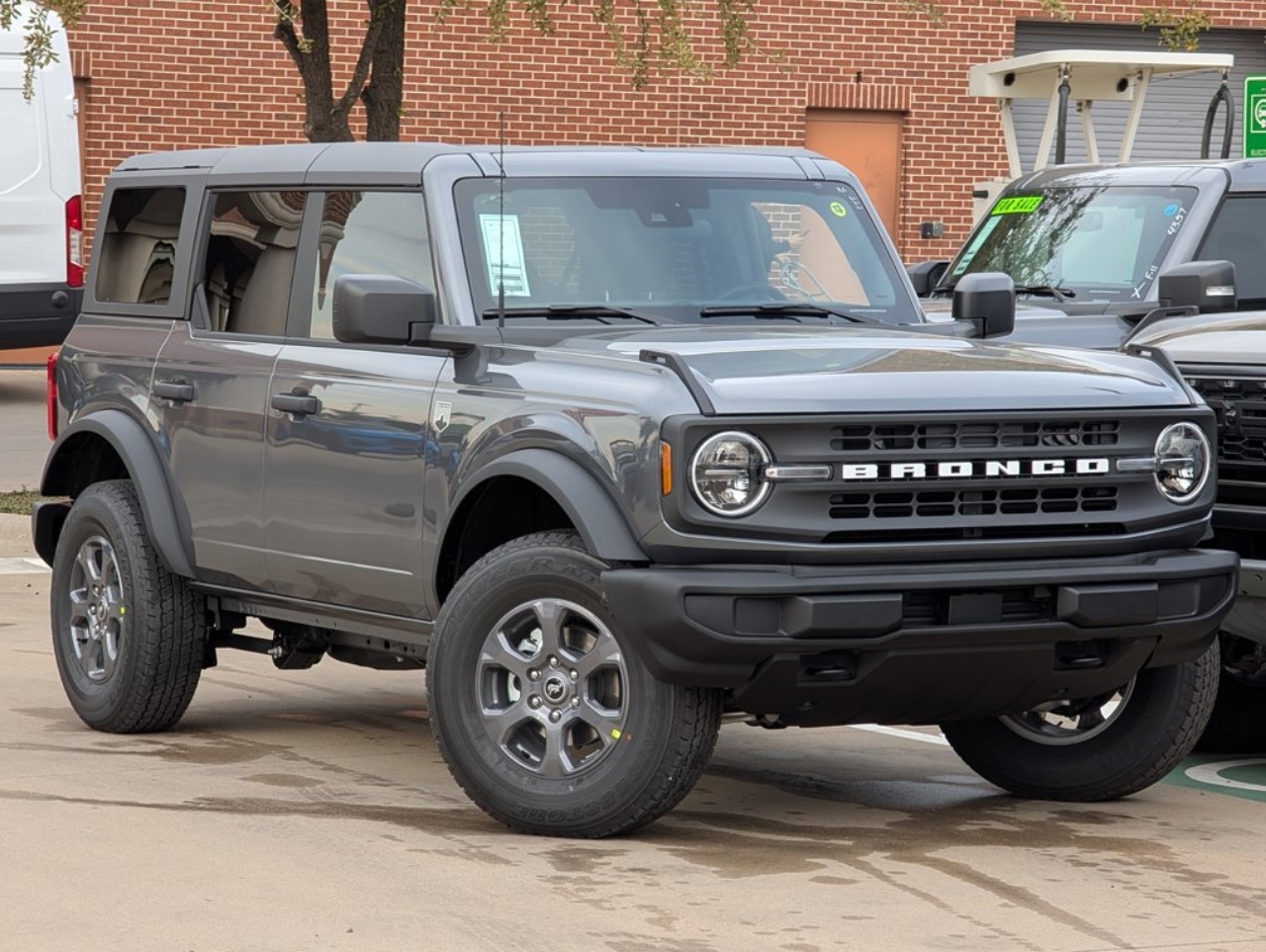 2025 Ford Bronco 4-Door Big Bend's photo