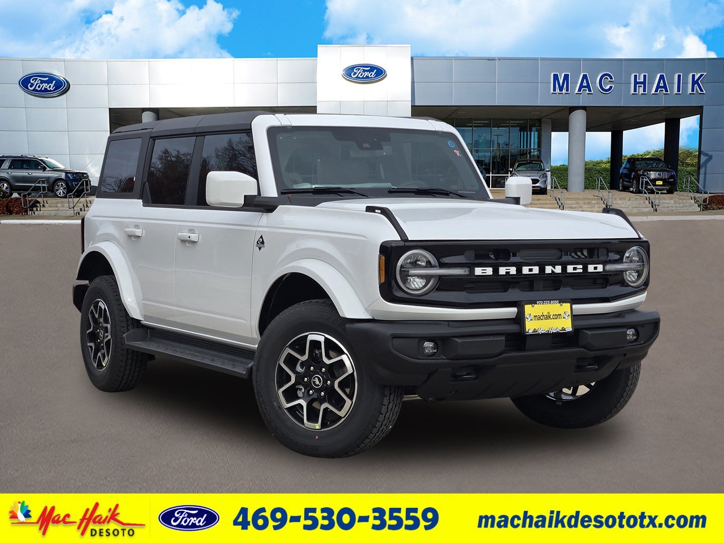 2025 Ford Bronco 4-Door Outer Banks's photo