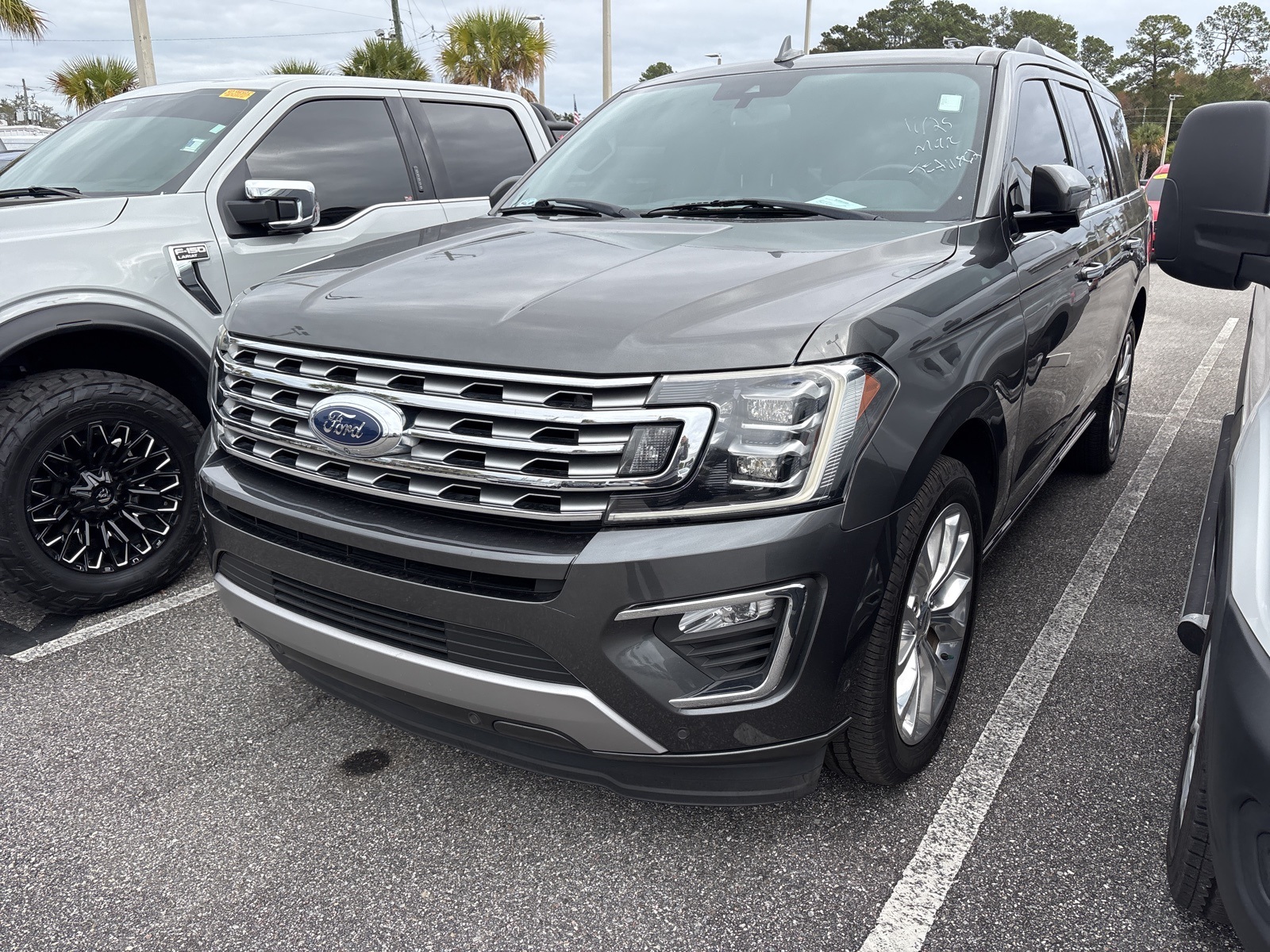 Used 2018 Ford Expedition Limited