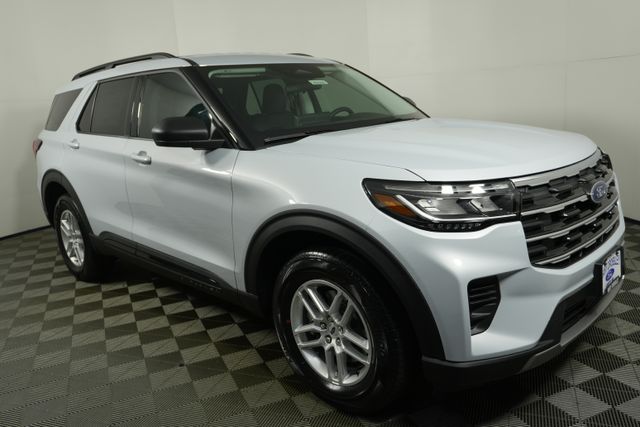 2026 Ford Explorer Active's photo