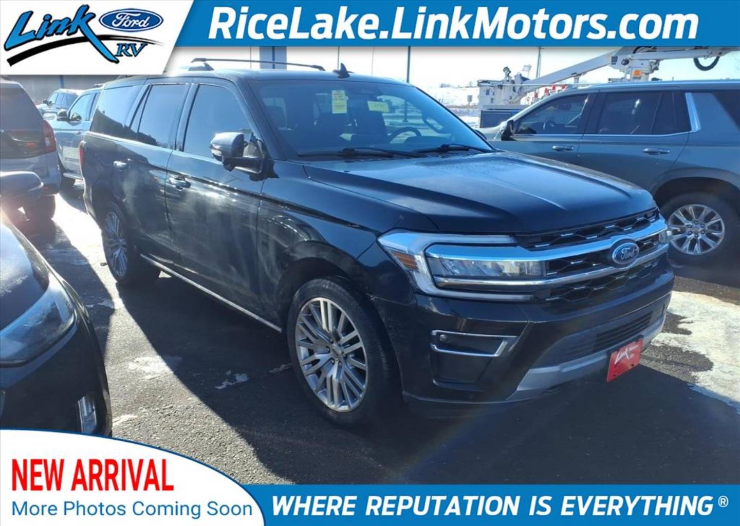 2024 Ford Expedition Limited's photo