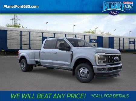 2026 Ford Super Duty F-350 DRW LARIAT