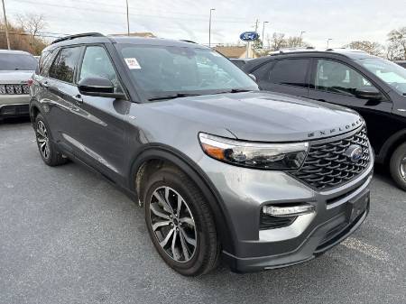 2024 Ford Explorer ST-Line